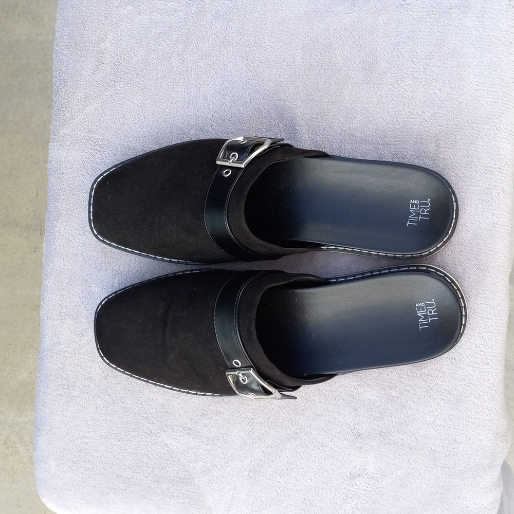 Time and tru size 11 nwot black slide on shoes - Picture 2 of 4